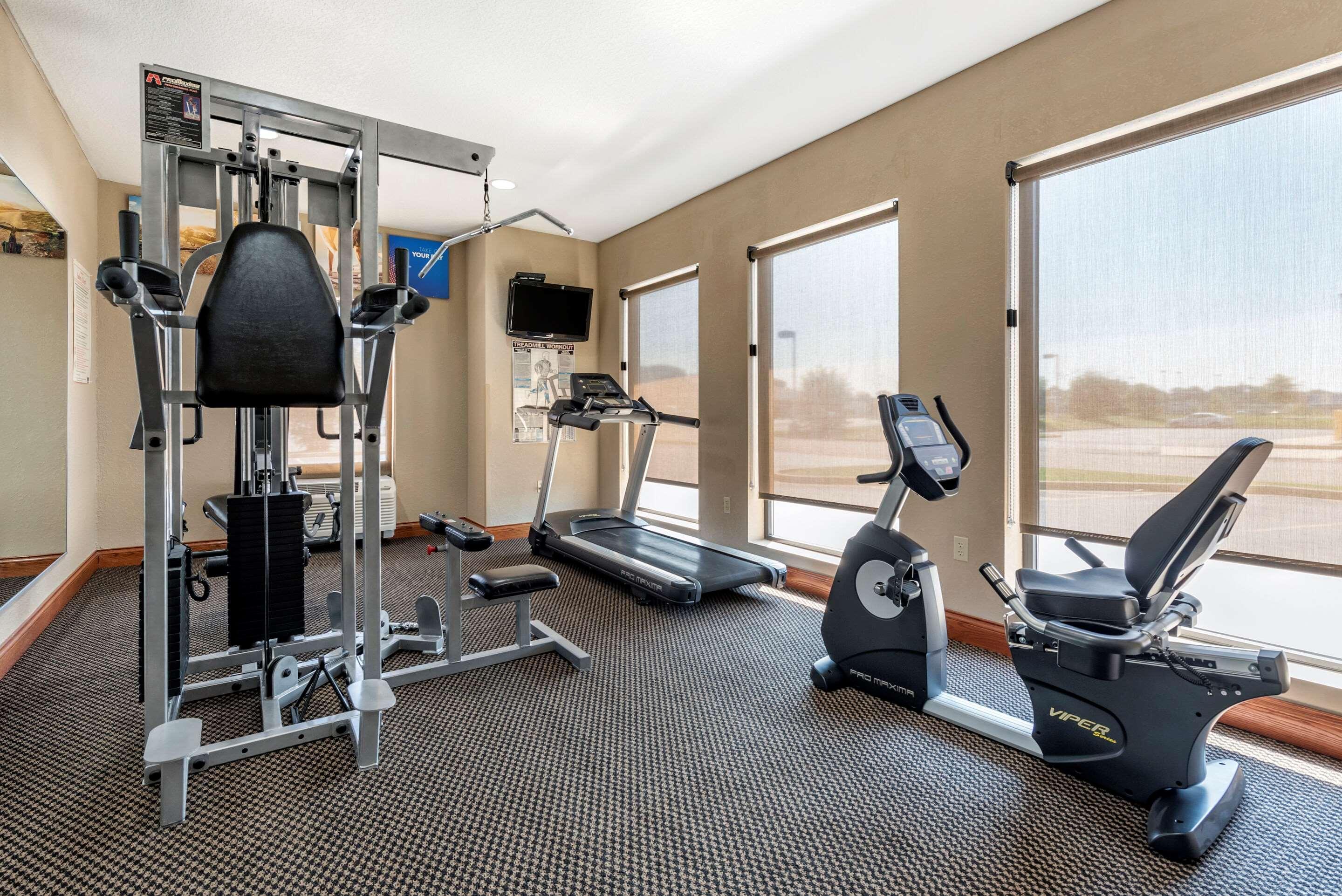 Comfort Inn & Suites Muncie Buitenkant foto