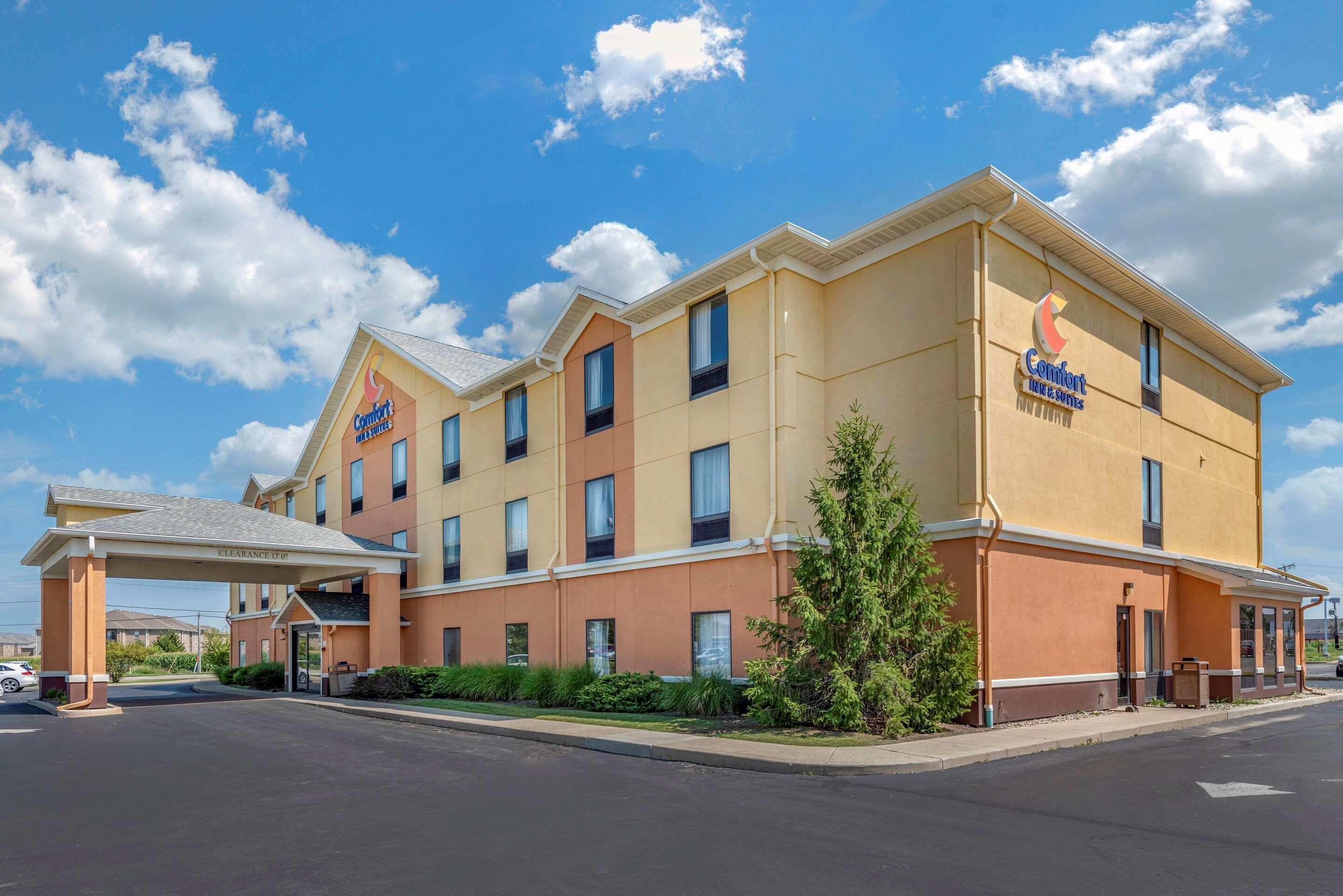 Comfort Inn & Suites Muncie Buitenkant foto